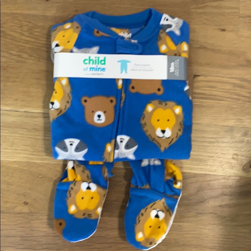 Brand new with tags Carter’s pajamas